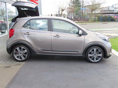 2020 Kia Picanto - Thumbnail