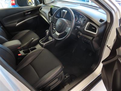 2023 Suzuki S-Cross - Thumbnail