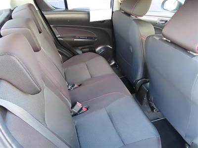 2014 Suzuki Swift - Thumbnail