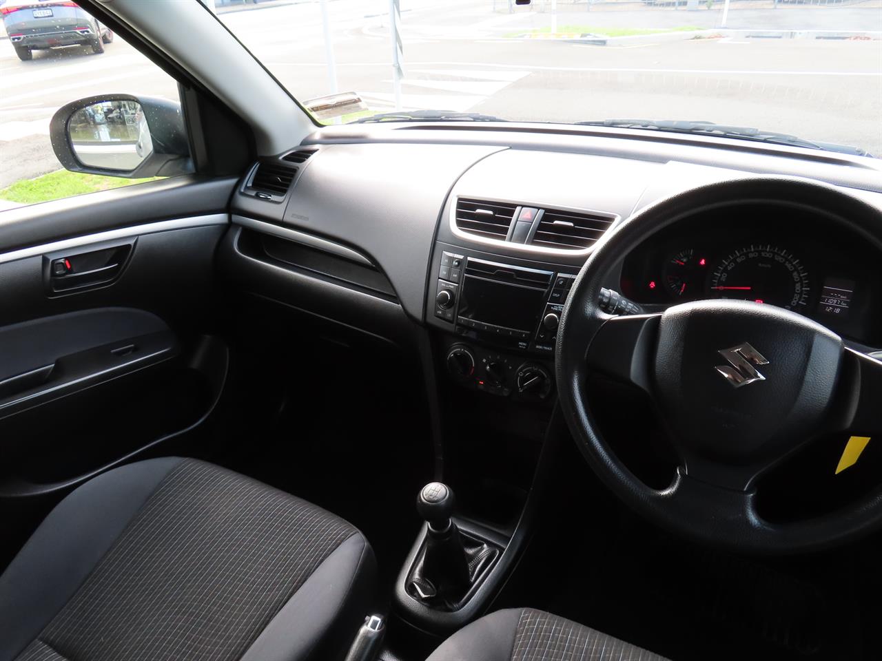2015 Suzuki Swift