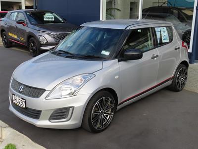 2015 Suzuki Swift - Thumbnail