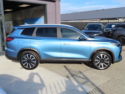 2026 Chery Tiggo 8 - Thumbnail