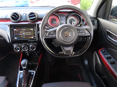 2023 Suzuki Swift - Thumbnail