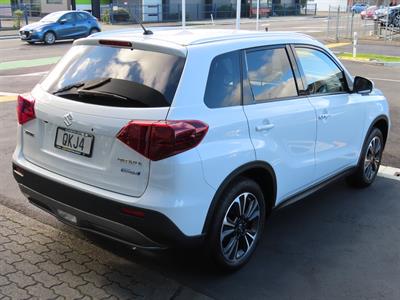 2024 Suzuki Vitara - Thumbnail