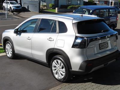 2023 Suzuki S-Cross - Thumbnail