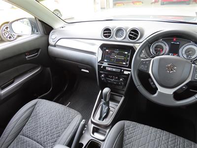 2025 Suzuki Vitara - Thumbnail