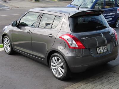 2016 Suzuki Swift - Thumbnail