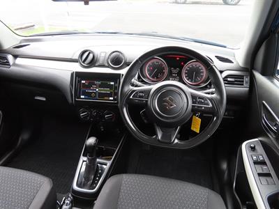 2018 Suzuki Swift - Thumbnail