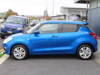2018 Suzuki Swift - Thumbnail