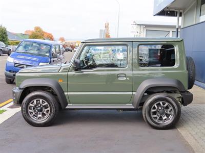 2025 Suzuki Jimny - Thumbnail