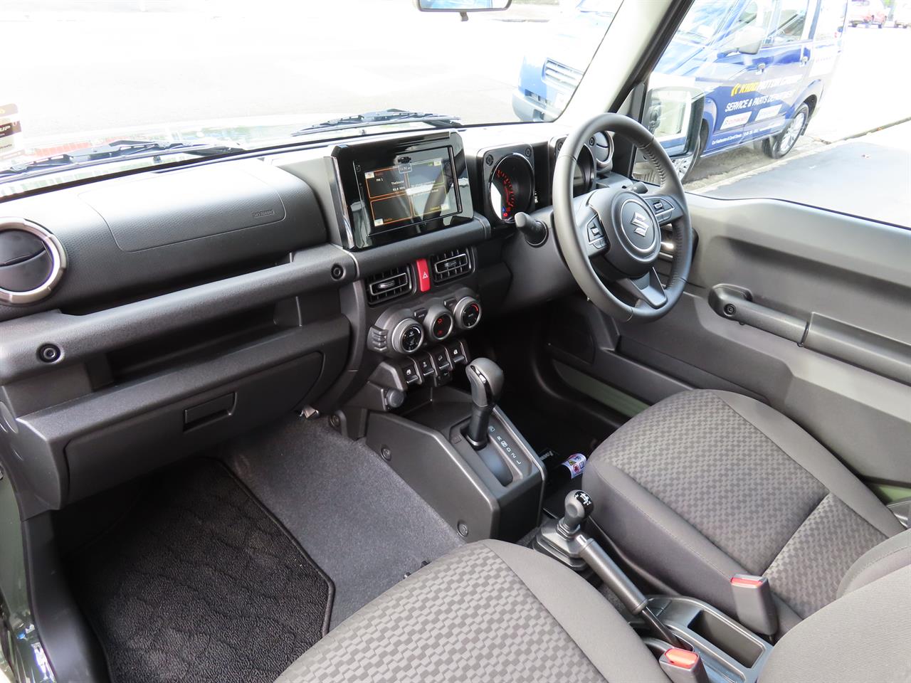 2025 Suzuki Jimny
