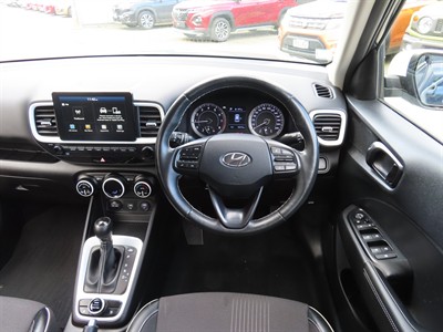2020 Hyundai Venue - Thumbnail
