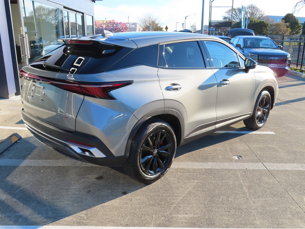 2025 Omoda C5