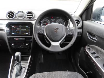 2025 Suzuki Vitara - Thumbnail