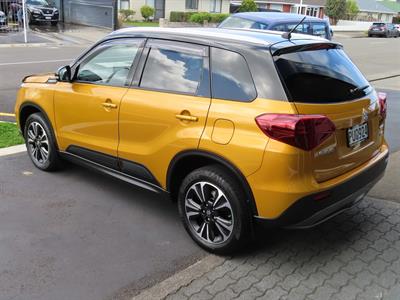2023 Suzuki Vitara - Thumbnail