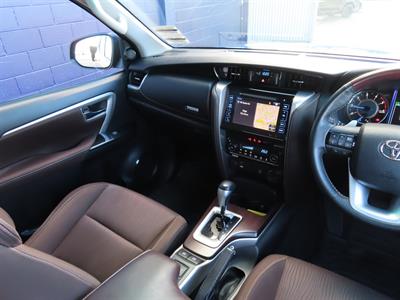 2018 Toyota Fortuner - Thumbnail