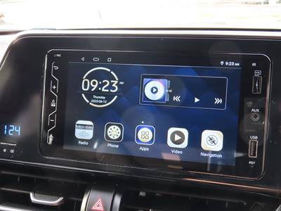 2017 Toyota C-HR - Thumbnail