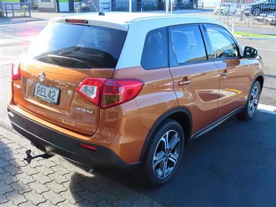 2016 Suzuki Vitara - Thumbnail