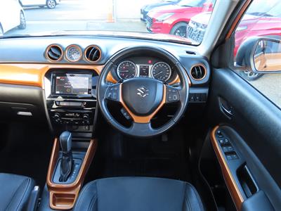 2016 Suzuki Vitara - Thumbnail