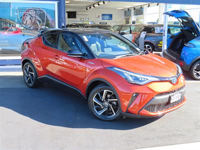 2020 Toyota C-HR - Thumbnail