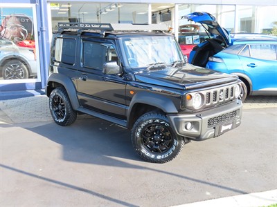 2025 Suzuki Jimny - Thumbnail