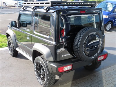 2025 Suzuki Jimny - Thumbnail