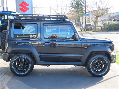2025 Suzuki Jimny - Thumbnail