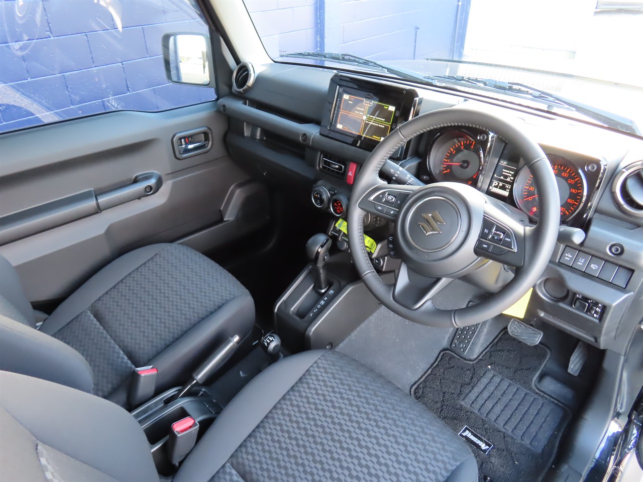 2025 Suzuki Jimny