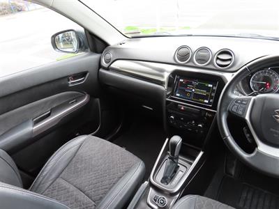 2022 Suzuki Vitara - Thumbnail