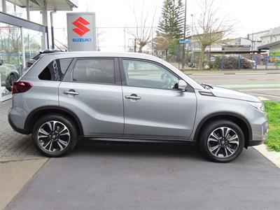 2022 Suzuki Vitara - Thumbnail