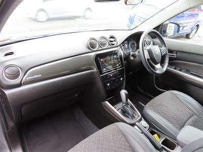 2022 Suzuki Vitara - Thumbnail
