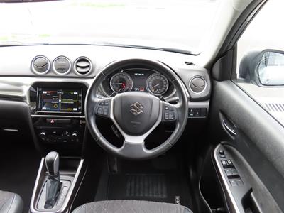 2022 Suzuki Vitara - Thumbnail