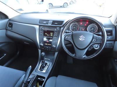 2010 Suzuki Kizashi - Thumbnail