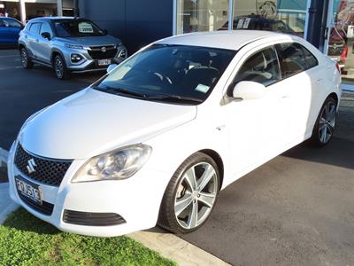 2010 Suzuki Kizashi - Thumbnail