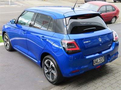 2024 Suzuki Swift - Thumbnail