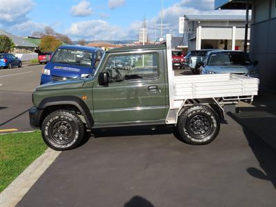 2023 Suzuki Jimny - Thumbnail