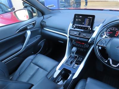 2022 Mitsubishi Eclipse Cross - Thumbnail