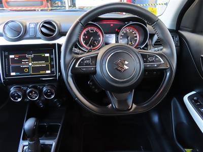 2019 Suzuki Swift - Thumbnail