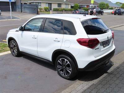 2019 Suzuki Vitara - Thumbnail