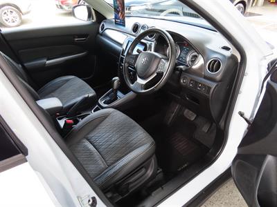 2019 Suzuki Vitara - Thumbnail