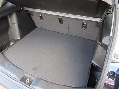 2025 Suzuki S-Cross - Thumbnail