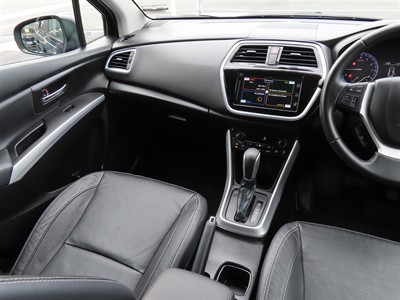 2018 Suzuki S-Cross - Thumbnail