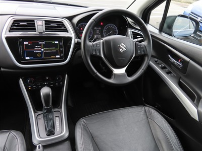 2018 Suzuki S-Cross - Thumbnail