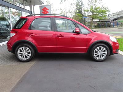 2014 Suzuki SX4 - Thumbnail