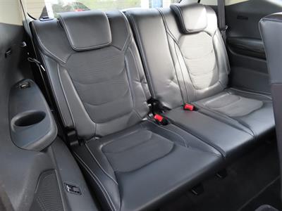 2022 LDV D90 - Thumbnail