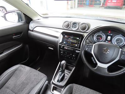 2019 Suzuki Vitara - Thumbnail