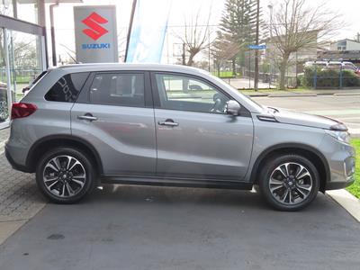 2019 Suzuki Vitara - Thumbnail
