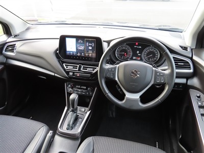 2023 Suzuki S-Cross - Thumbnail