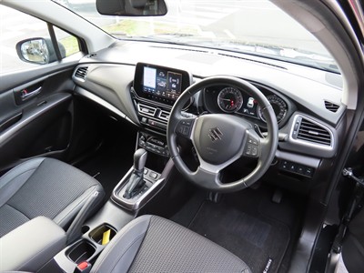 2023 Suzuki S-Cross - Thumbnail
