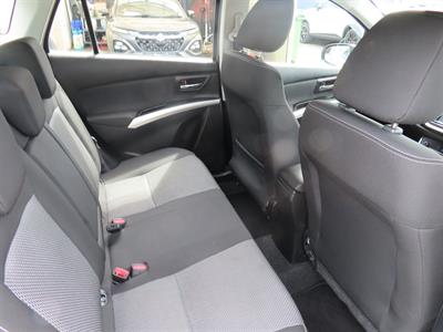 2014 Suzuki S-Cross - Thumbnail